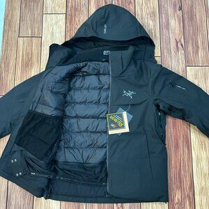 Men's Black Arc'teryx Hooded Puffer Jacket Size L